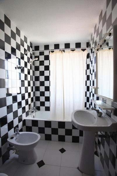 Es Grop Apartments Пуртинач Экстерьер фото